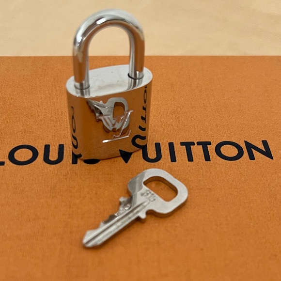 Louis Vuitton Silver Lock and Key Set EUC France Unisex - Picture 1 of 9